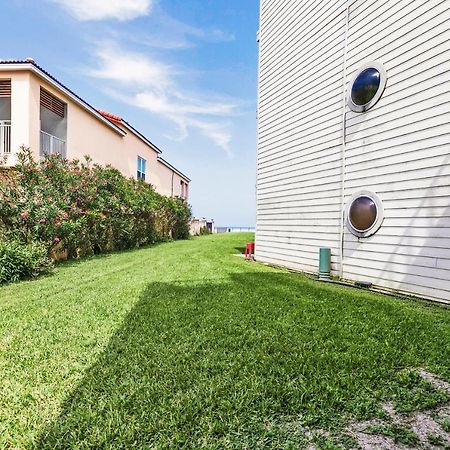 Villa Ground Floor And Private Terrace à South Padre Island Extérieur photo